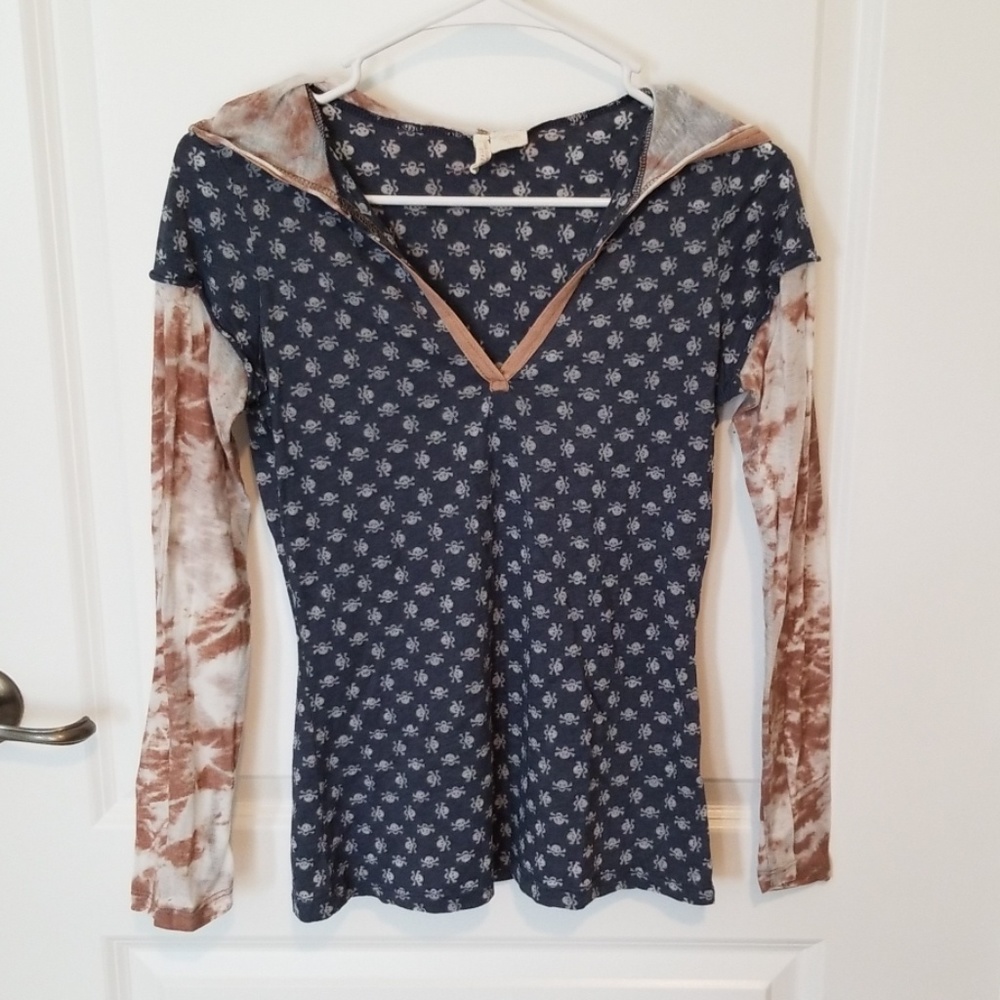 Blue skull shirt - Picture 1 of 5
